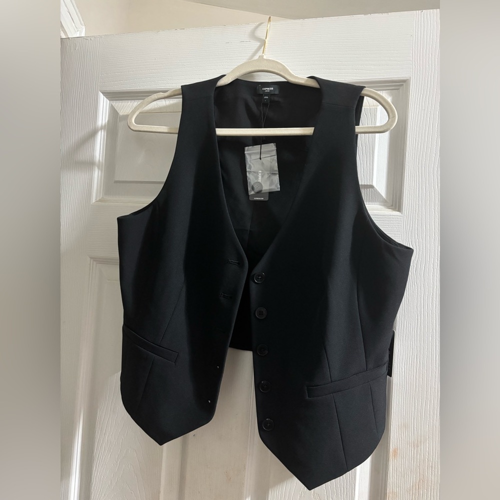 Express Editor Black Vest